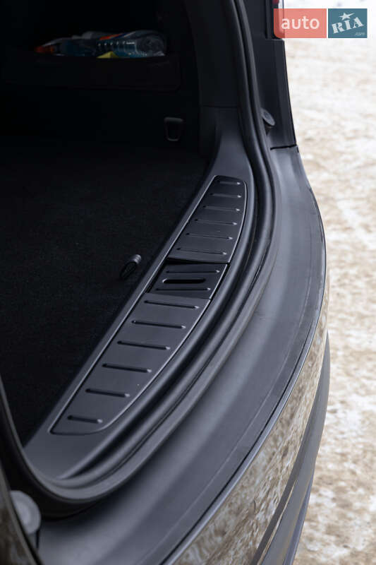 Внедорожник / Кроссовер Tesla Model X 2022 в Харькове