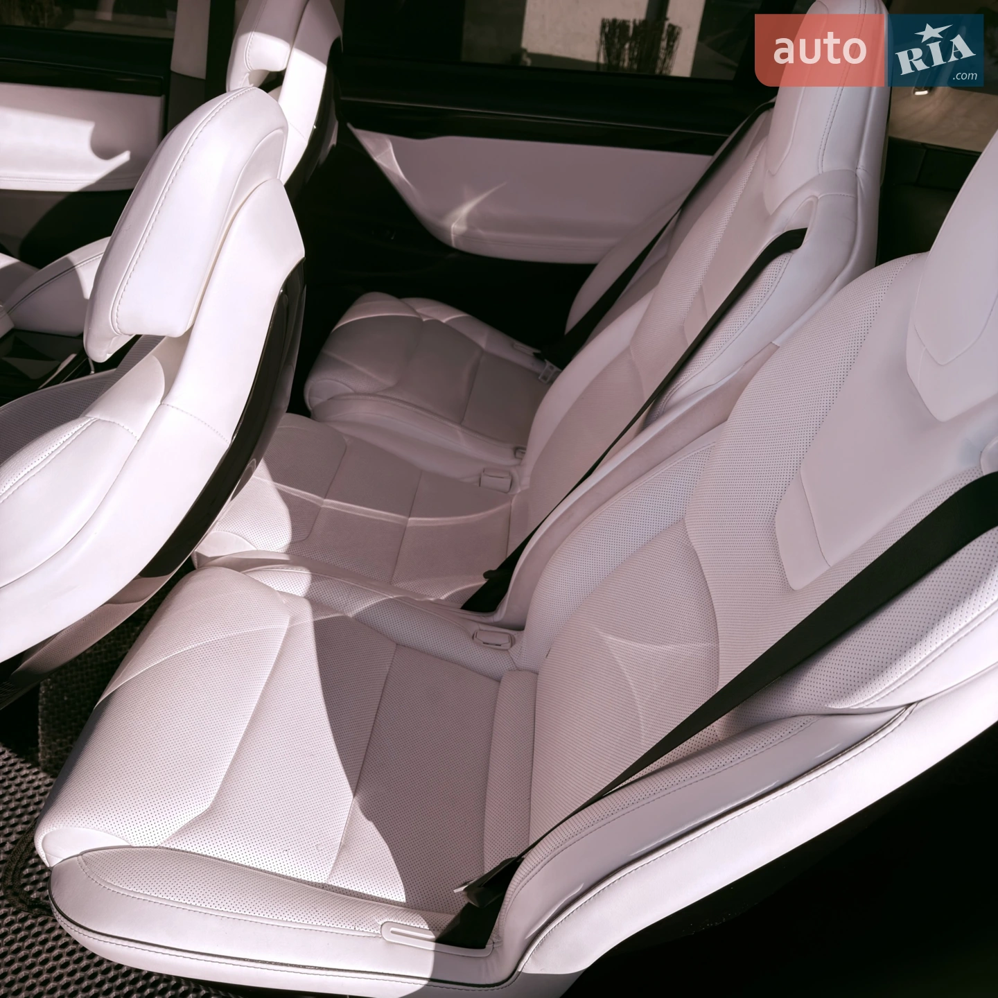 2016 Tesla Model X - мініатюра 16