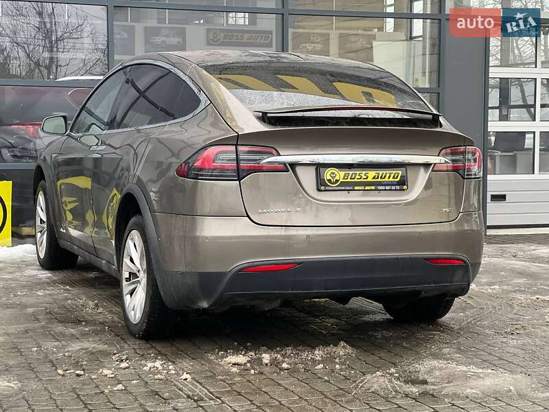Позашляховик / Кросовер Tesla Model X 2016 в Івано-Франківську фото 5 Позашляховик / Кросовер Tesla Model X 2016 в Івано-Франківську