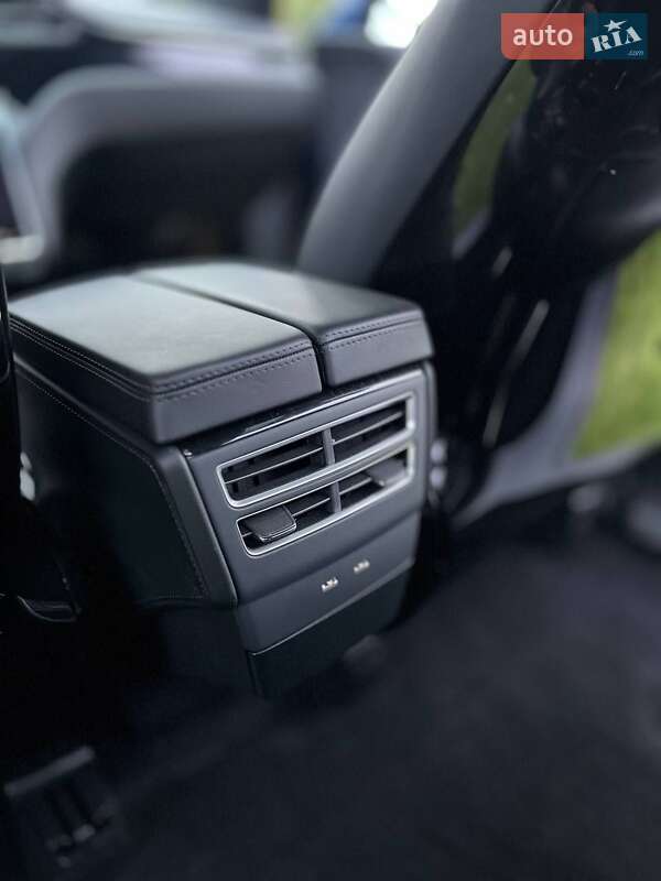 Позашляховик / Кросовер Tesla Model X 2016 в Рівному фото 27 Позашляховик / Кросовер Tesla Model X 2016 в Рівному