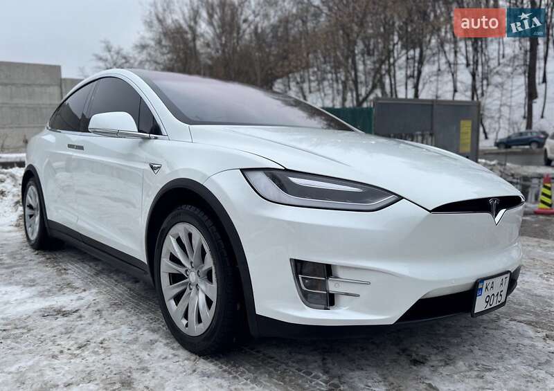 Позашляховик / Кросовер Tesla Model X 2018 в Києві фото 13 Позашляховик / Кросовер Tesla Model X 2018 в Києві
