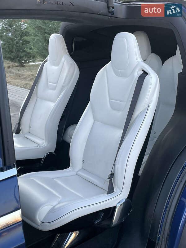 Позашляховик / Кросовер Tesla Model X 2016 в Одесі фото 7 Позашляховик / Кросовер Tesla Model X 2016 в Одесі