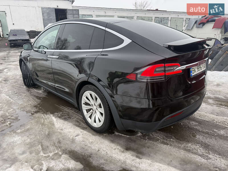 Внедорожник / Кроссовер Tesla Model X 2020 в Ровно фото 4 Внедорожник / Кроссовер Tesla Model X 2020 в Ровно