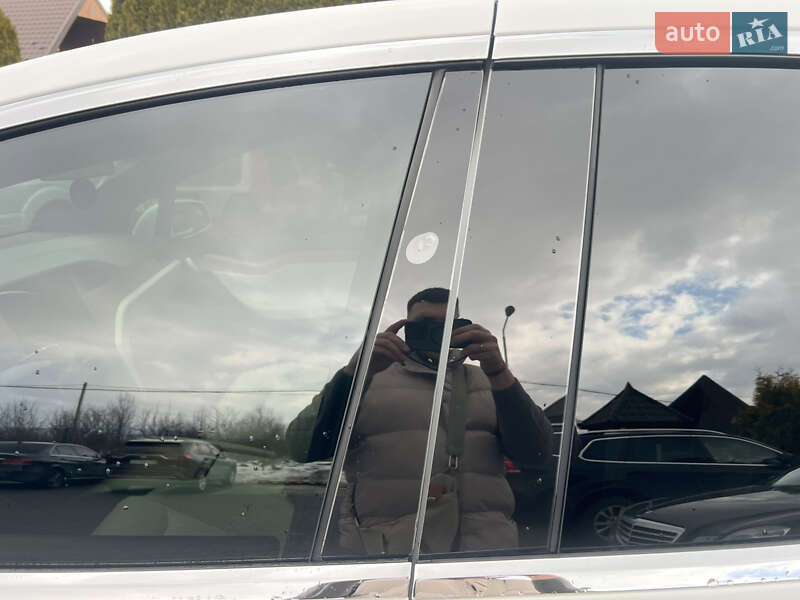 Внедорожник / Кроссовер Tesla Model X 2019 в Стрые