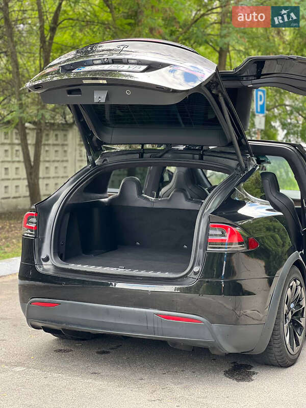 Позашляховик / Кросовер Tesla Model X 2017 в Кременчуці фото 7 Позашляховик / Кросовер Tesla Model X 2017 в Кременчуці