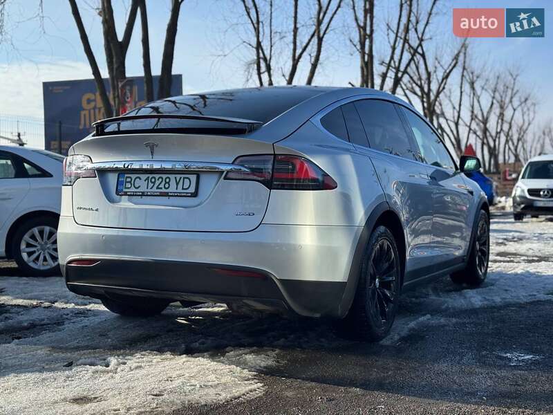 Позашляховик / Кросовер Tesla Model X 2017 в Львові фото 7 Позашляховик / Кросовер Tesla Model X 2017 в Львові