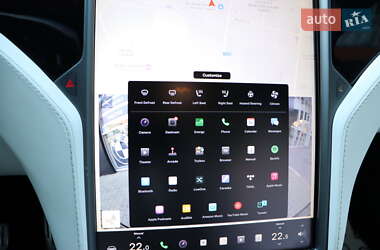 Внедорожник / Кроссовер Tesla Model X 2019 в Львове