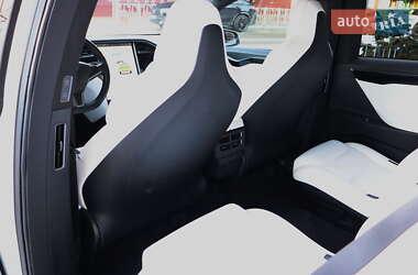 Внедорожник / Кроссовер Tesla Model X 2019 в Львове