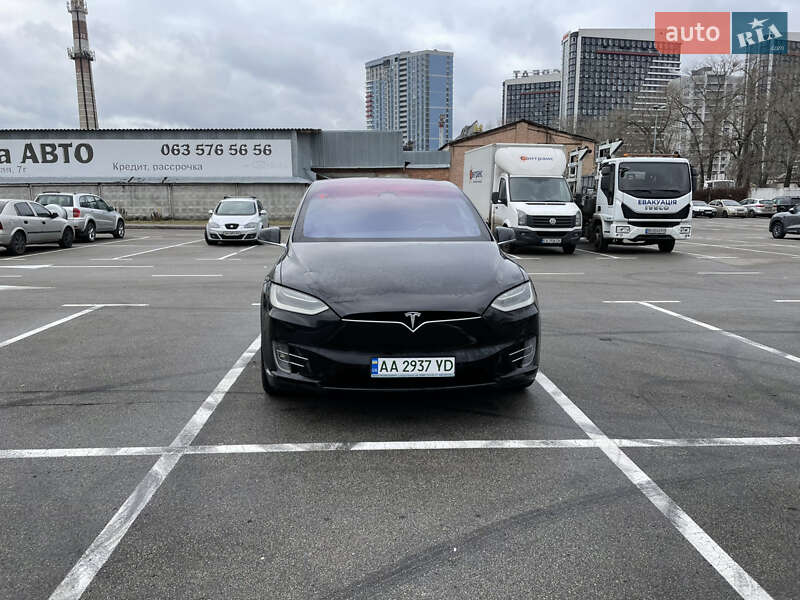 Внедорожник / Кроссовер Tesla Model X 2017 в Киеве