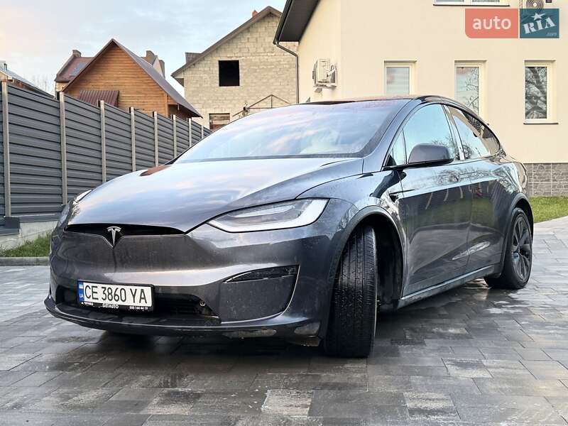 Tesla Model X 2022