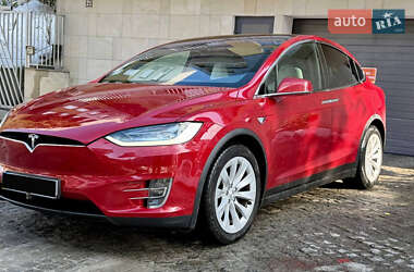 Позашляховик / Кросовер Tesla Model X 2018 в Львові