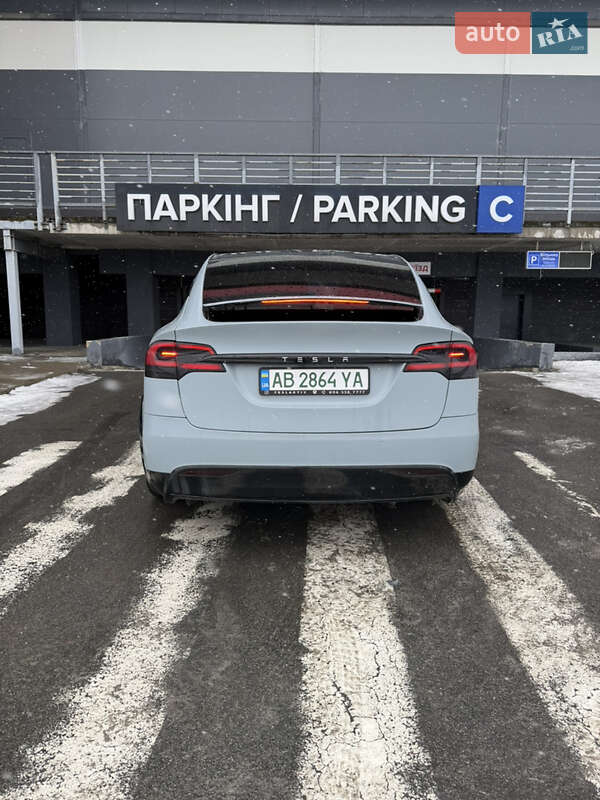 Внедорожник / Кроссовер Tesla Model X 2018 в Киеве