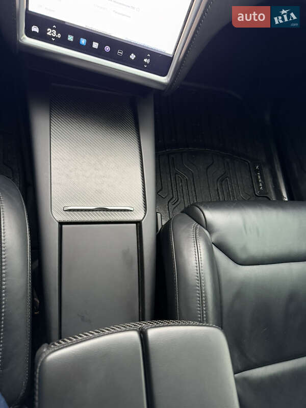 Внедорожник / Кроссовер Tesla Model X 2016 в Днепре