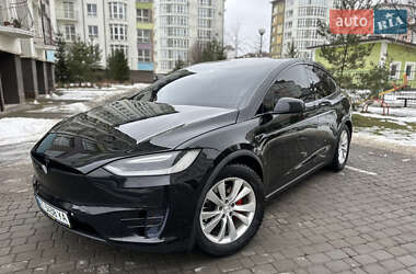 Позашляховик / Кросовер Tesla Model X 2016 в Івано-Франківську
