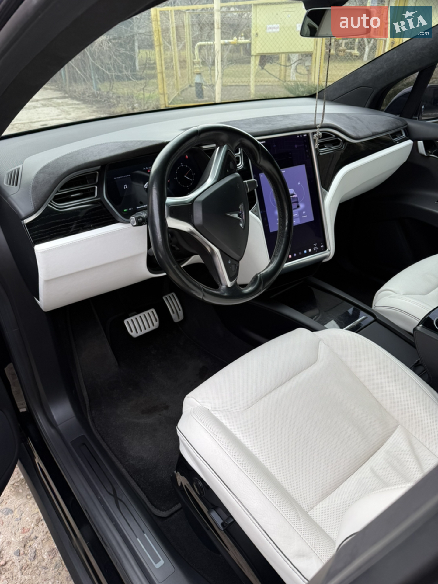 2016 Tesla Model X - мініатюра 4