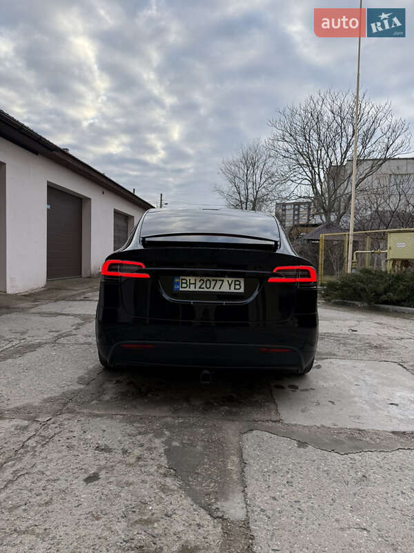 Позашляховик / Кросовер Tesla Model X 2016 в Одесі