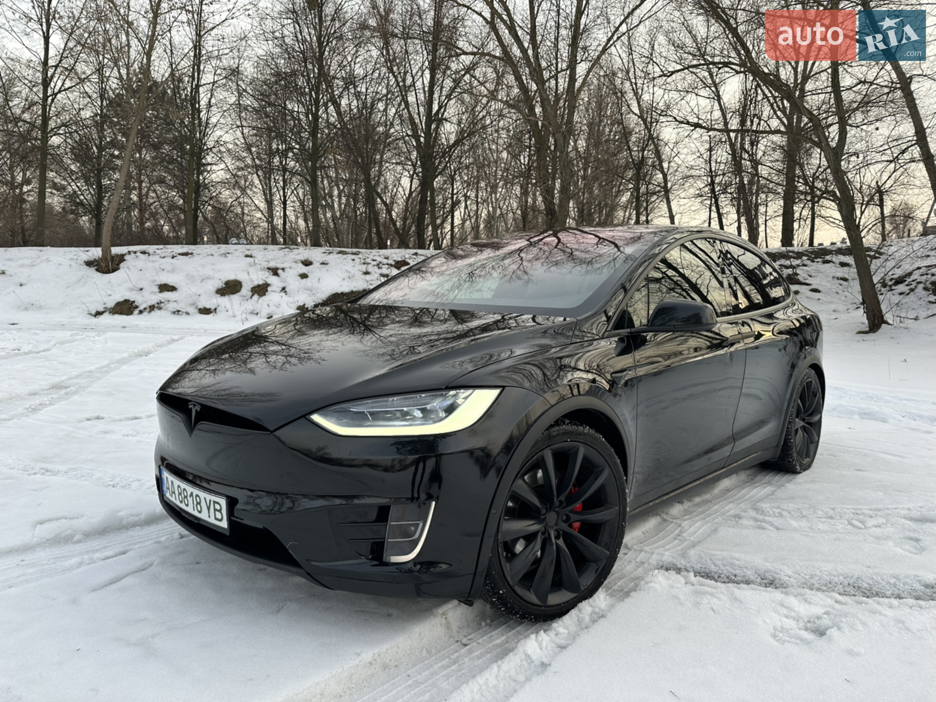 Tesla Model X 2019 VIN 5YJXCBE46KF181297 фото оголошення 3 з 28