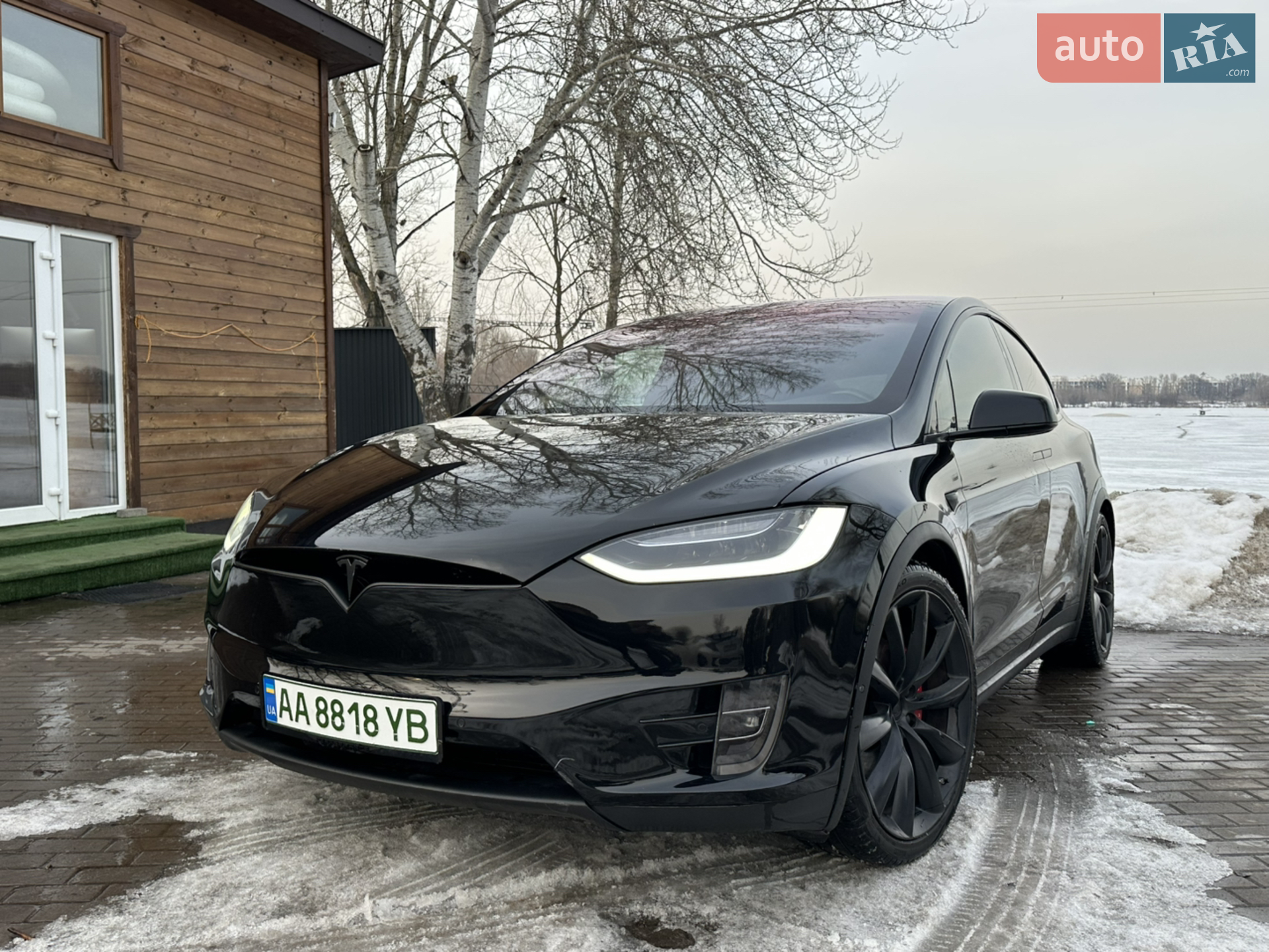 Tesla Model X 2019 VIN 5YJXCBE46KF181297 фото оголошення 11 з 28
