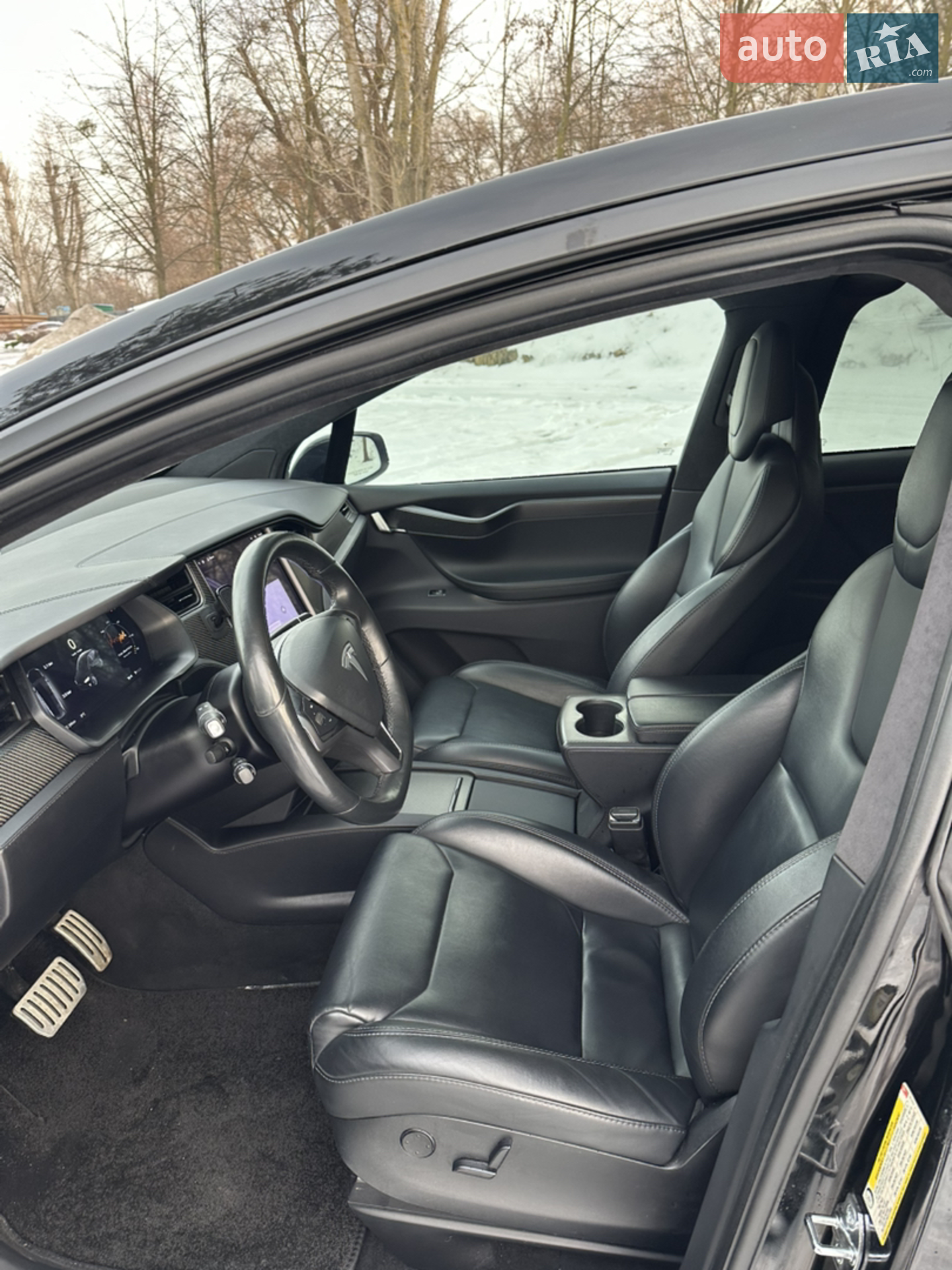 Tesla Model X 2019 VIN 5YJXCBE46KF181297 фото оголошення 13 з 28