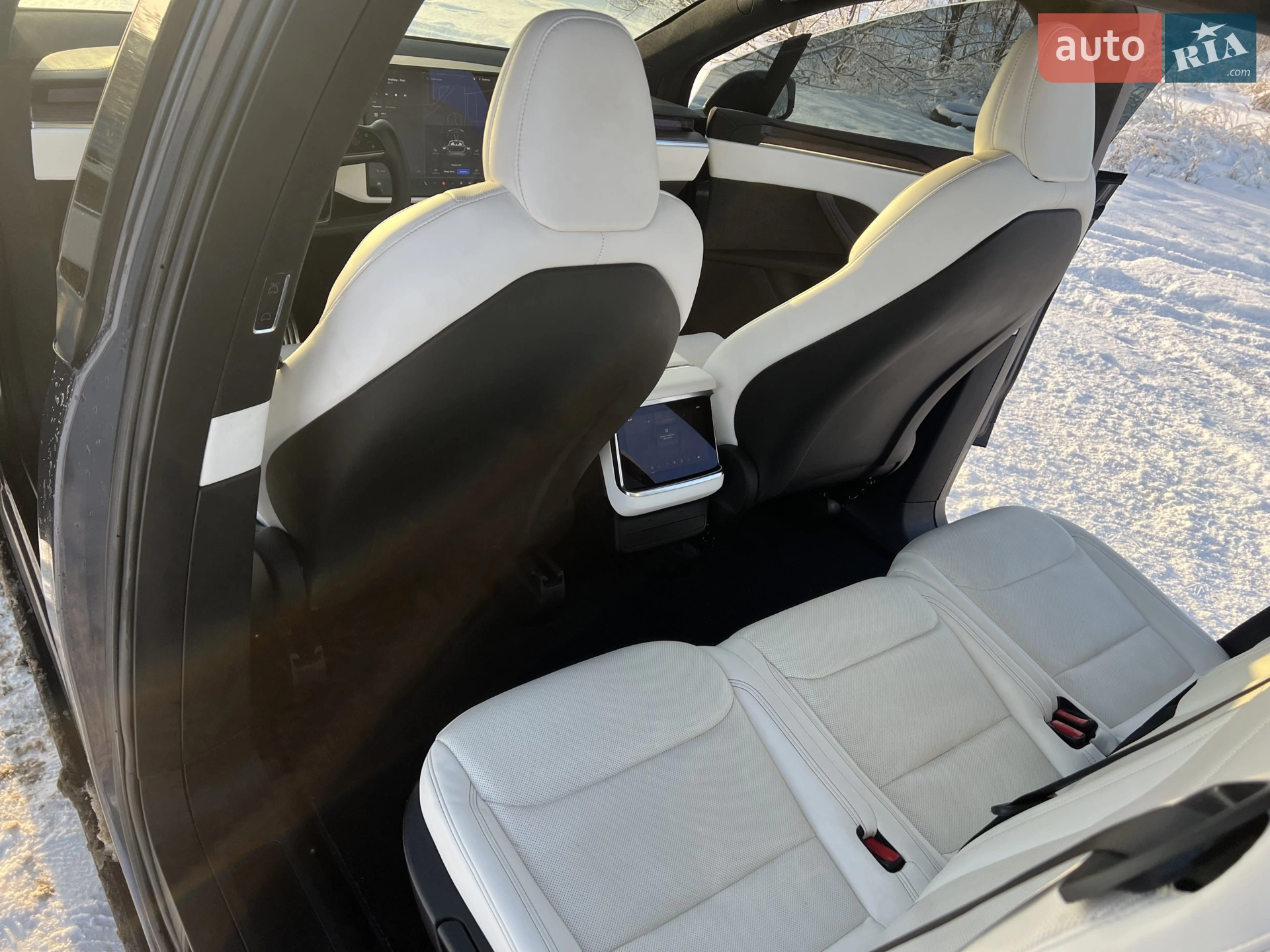 2022 Tesla Model X - мініатюра 8