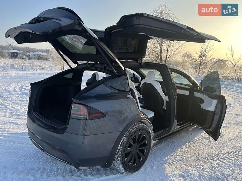 Внедорожник / Кроссовер Tesla Model X 2022 в Киеве