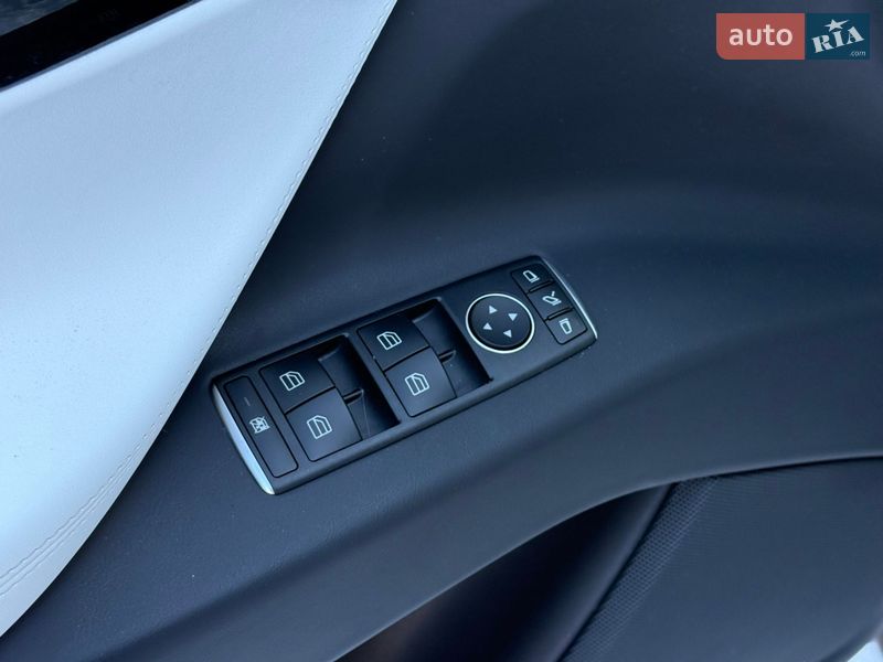 Внедорожник / Кроссовер Tesla Model X 2017 в Тернополе