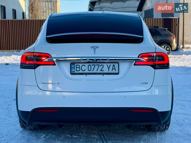 Внедорожник / Кроссовер Tesla Model X 2017 в Тернополе