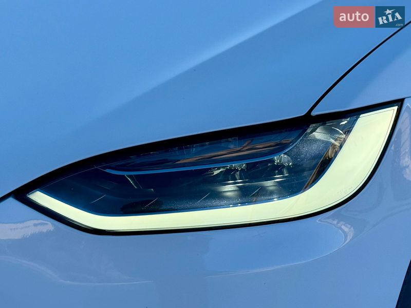 Внедорожник / Кроссовер Tesla Model X 2017 в Тернополе