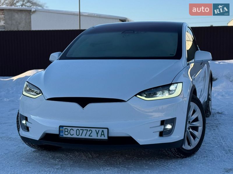 Внедорожник / Кроссовер Tesla Model X 2017 в Тернополе