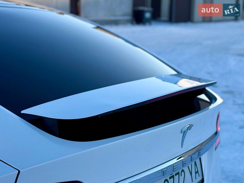 Внедорожник / Кроссовер Tesla Model X 2017 в Тернополе