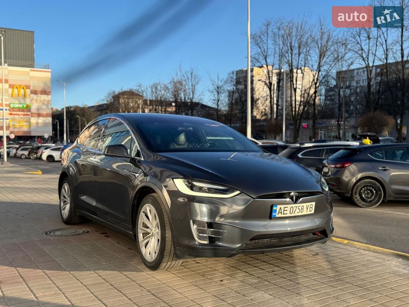 Внедорожник / Кроссовер Tesla Model X 2016 в Днепре