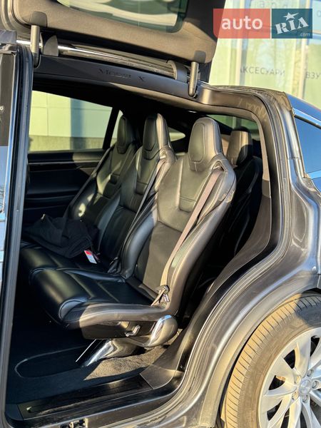 Внедорожник / Кроссовер Tesla Model X 2016 в Днепре
