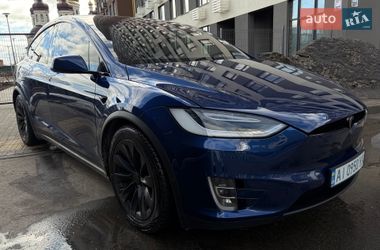 Внедорожник / Кроссовер Tesla Model X 2019 в Киеве