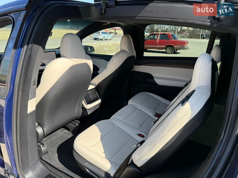 Внедорожник / Кроссовер Tesla Model X 2023 в Одессе