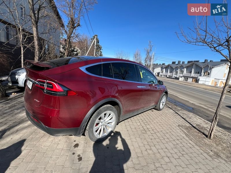Внедорожник / Кроссовер Tesla Model X 2016 в Буче