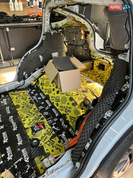 Внедорожник / Кроссовер Tesla Model X 2023 в Запорожье