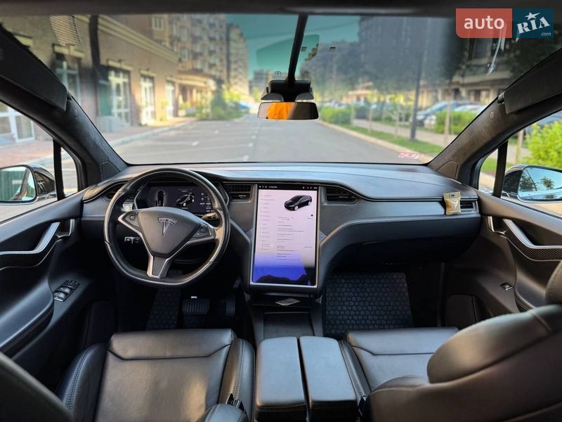 Внедорожник / Кроссовер Tesla Model X 2018 в Боярке