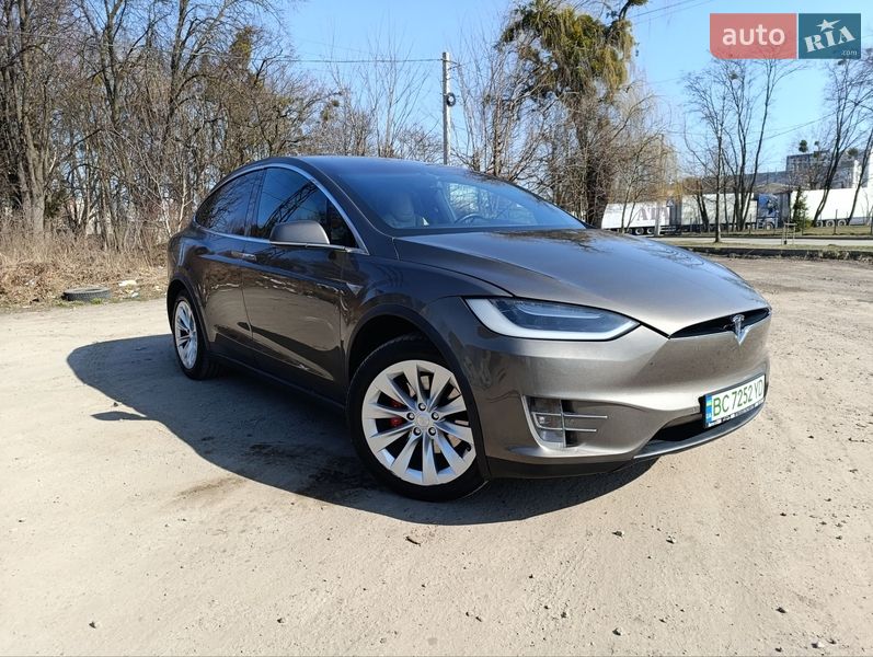 Внедорожник / Кроссовер Tesla Model X 2015 в Львове