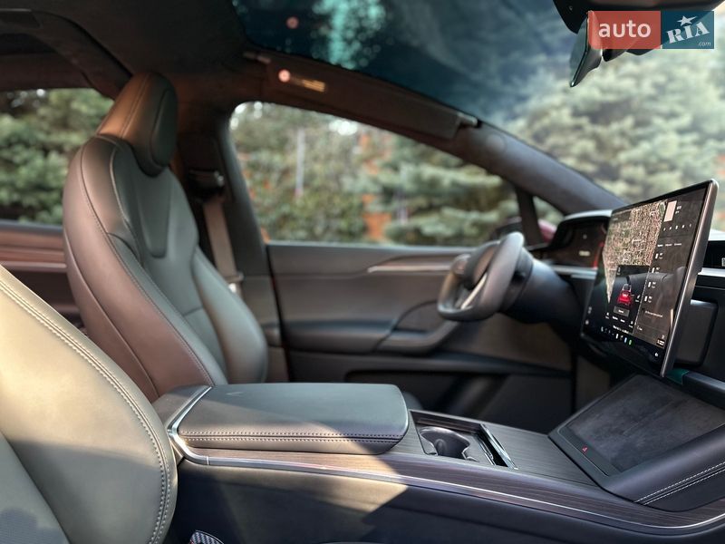 Внедорожник / Кроссовер Tesla Model X 2024 в Одессе