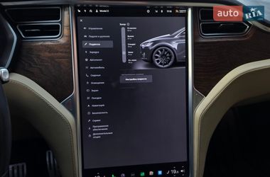 Позашляховик / Кросовер Tesla Model X 2017 в Кривому Розі