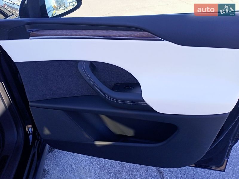 Позашляховик / Кросовер Tesla Model X 2022 в Харкові