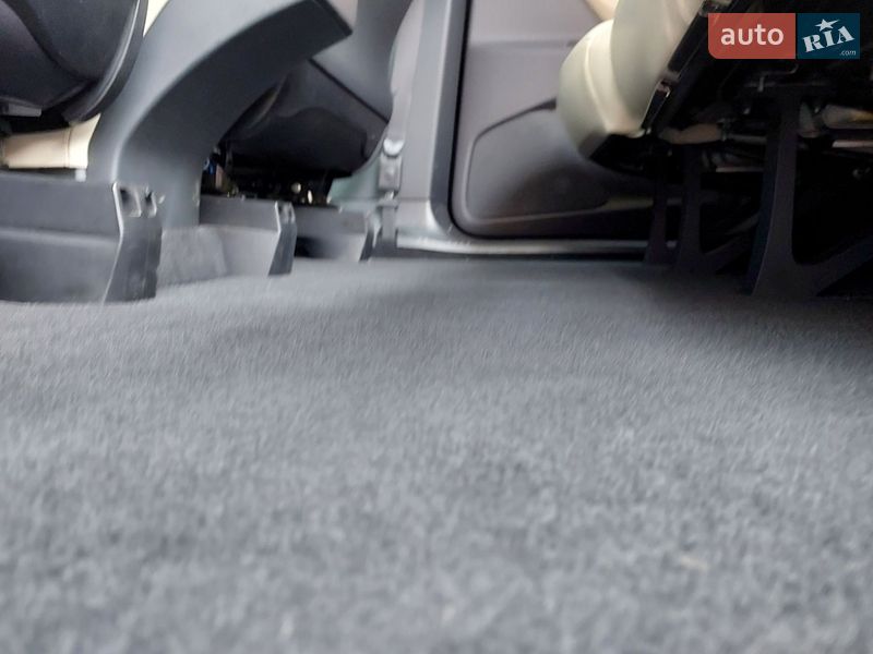 Внедорожник / Кроссовер Tesla Model X 2018 в Синельниково