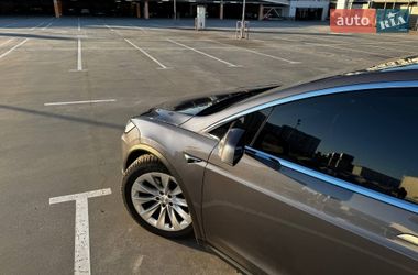 Внедорожник / Кроссовер Tesla Model X 2020 в Киеве