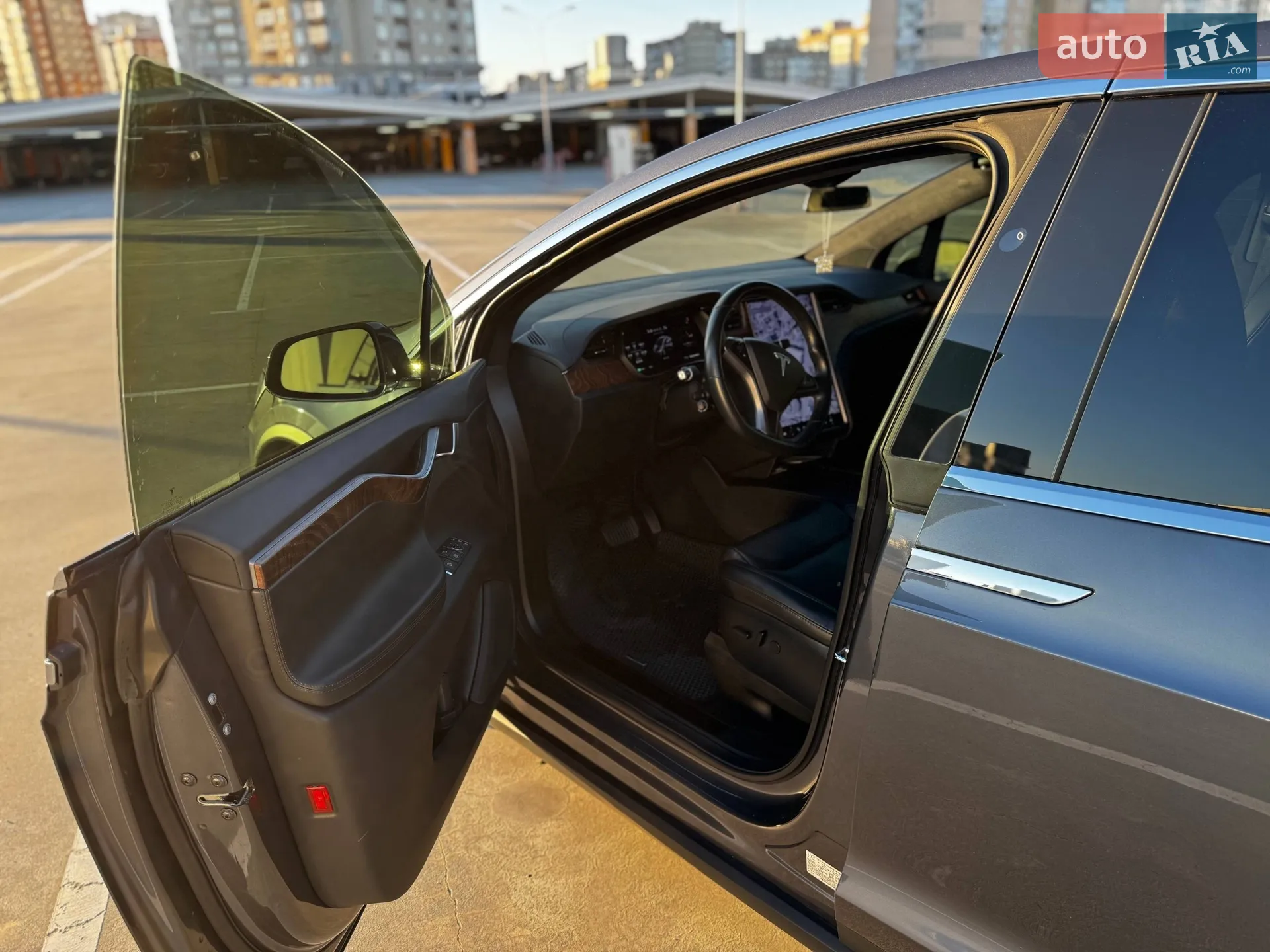 2020 Tesla Model X - мініатюра 16