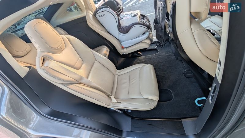 Внедорожник / Кроссовер Tesla Model X 2016 в Днепре