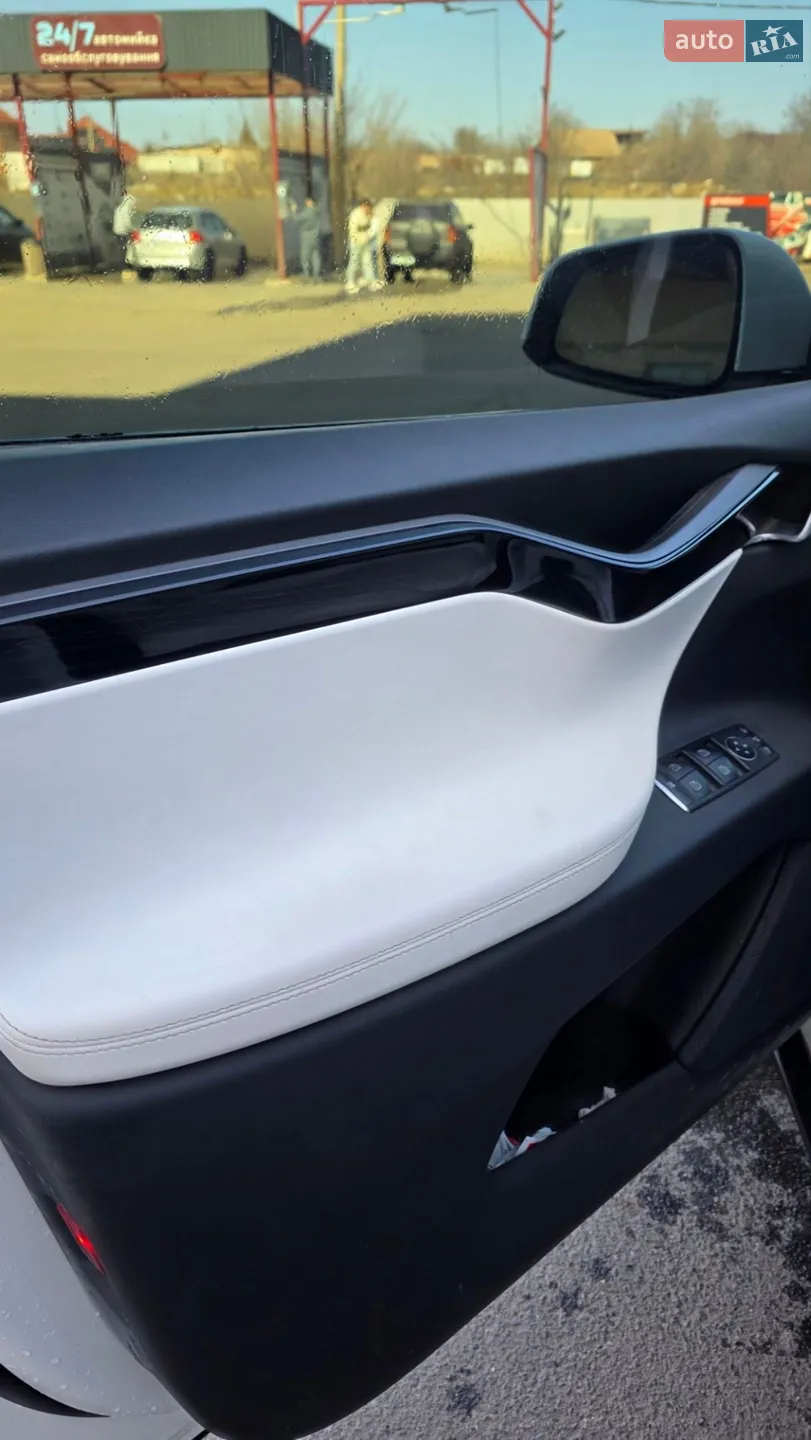 2018 Tesla Model X - мініатюра 18