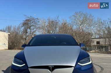 Внедорожник / Кроссовер Tesla Model X 2018 в Горишних Плавнях