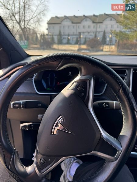 Внедорожник / Кроссовер Tesla Model X 2018 в Горишних Плавнях