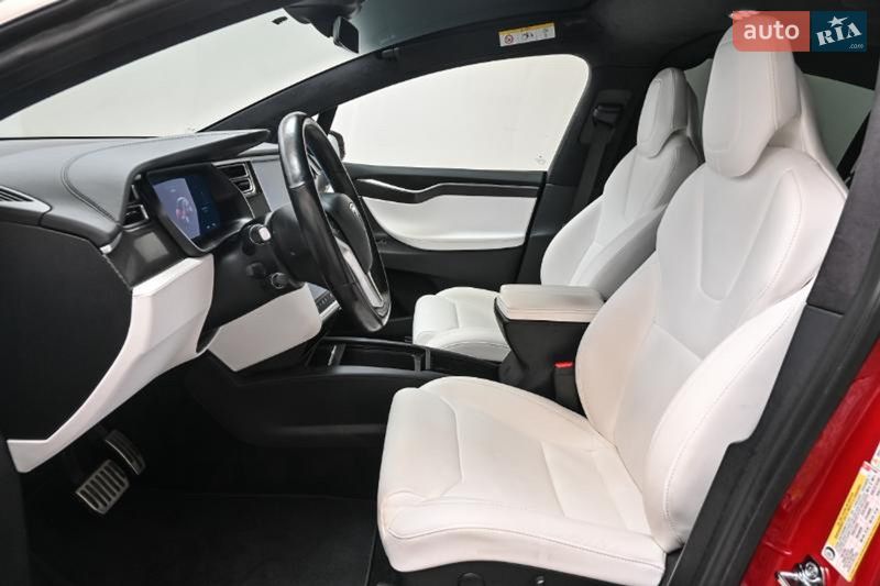 Внедорожник / Кроссовер Tesla Model X 2017 в Тернополе