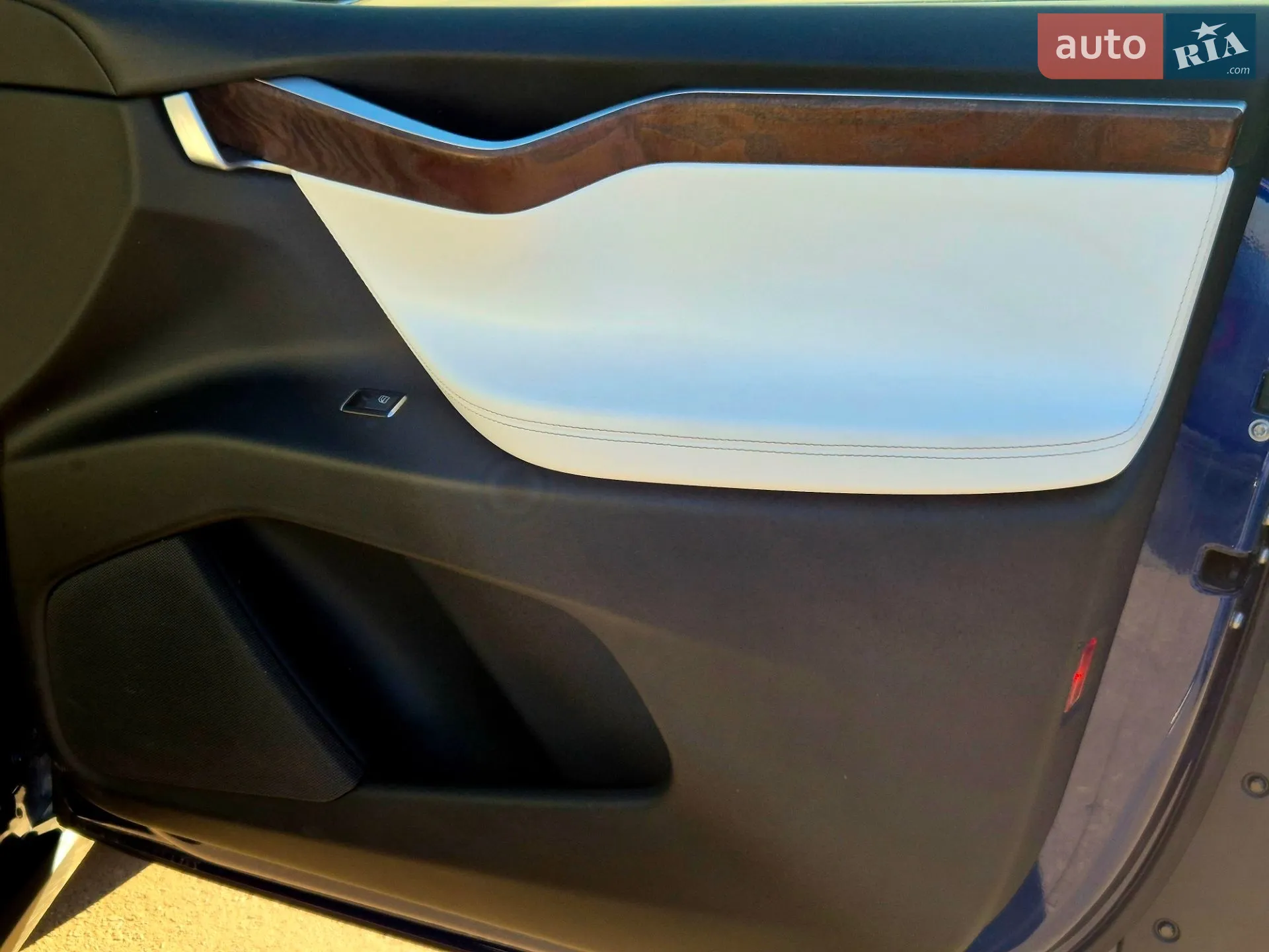 2016 Tesla Model X - мініатюра 7